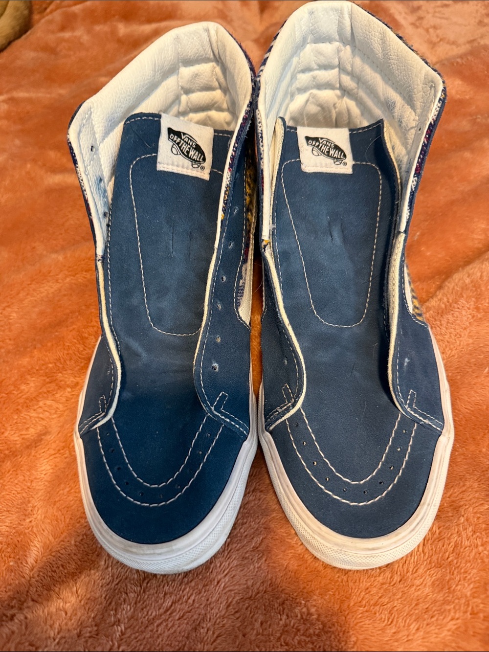 Vans High-Top Sneakers in Navy Blue